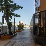 Apto A Poucos Passos Da Praia De Copacabana