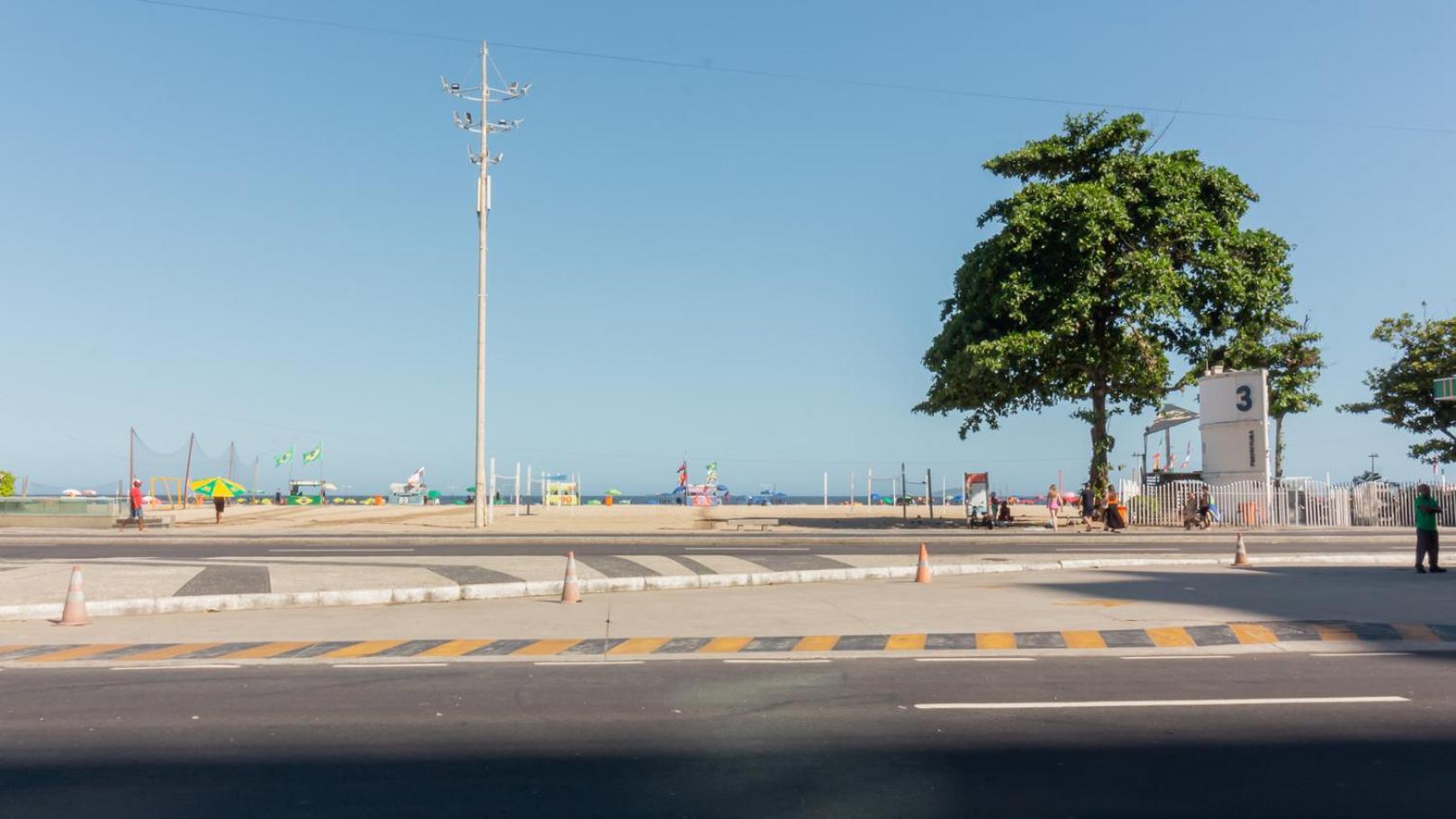 Apto A Poucos Passos Da De Copacabana Apartamento Rio de Janeiro